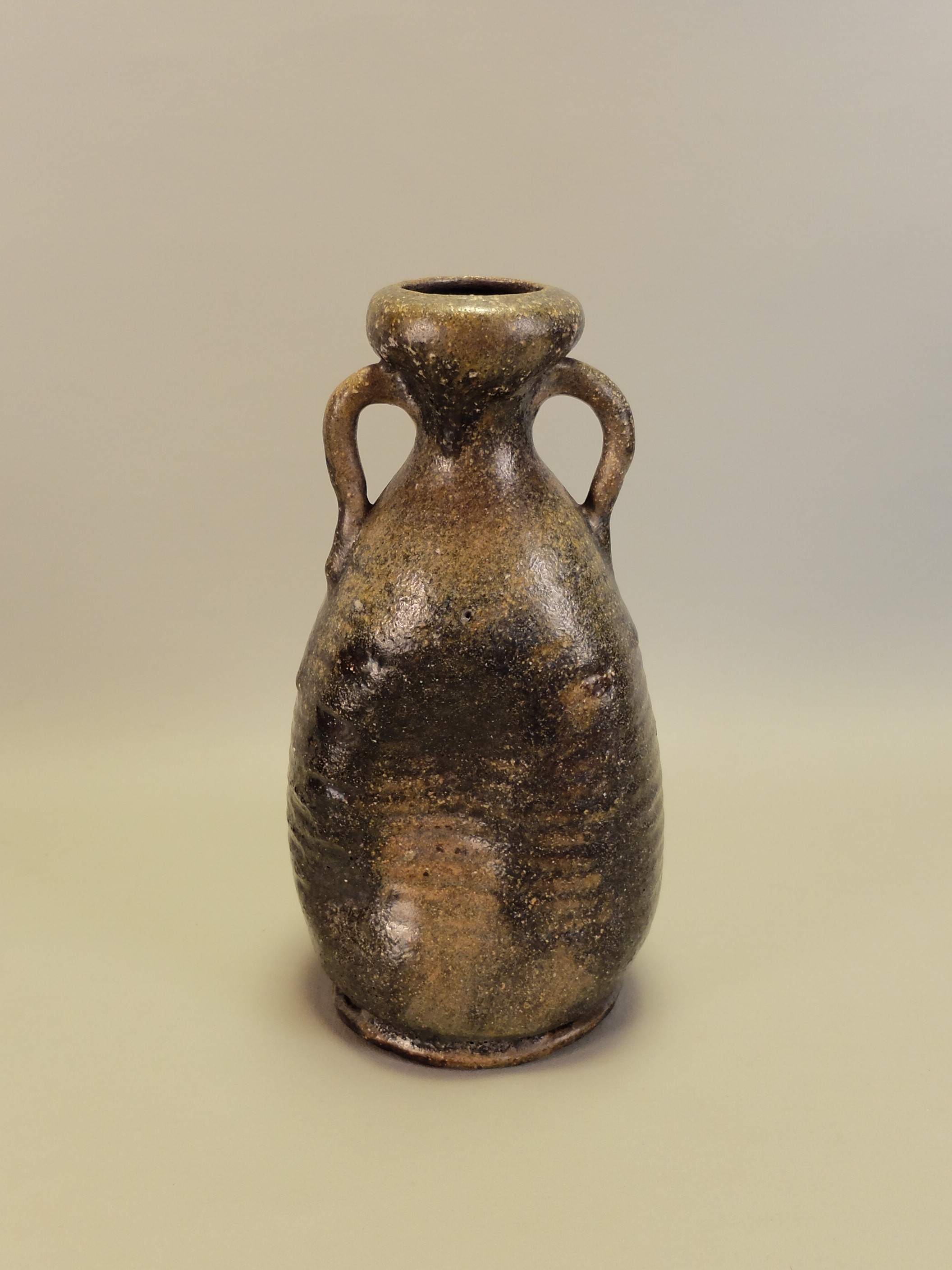 Flower vase with handles,Bizen ware